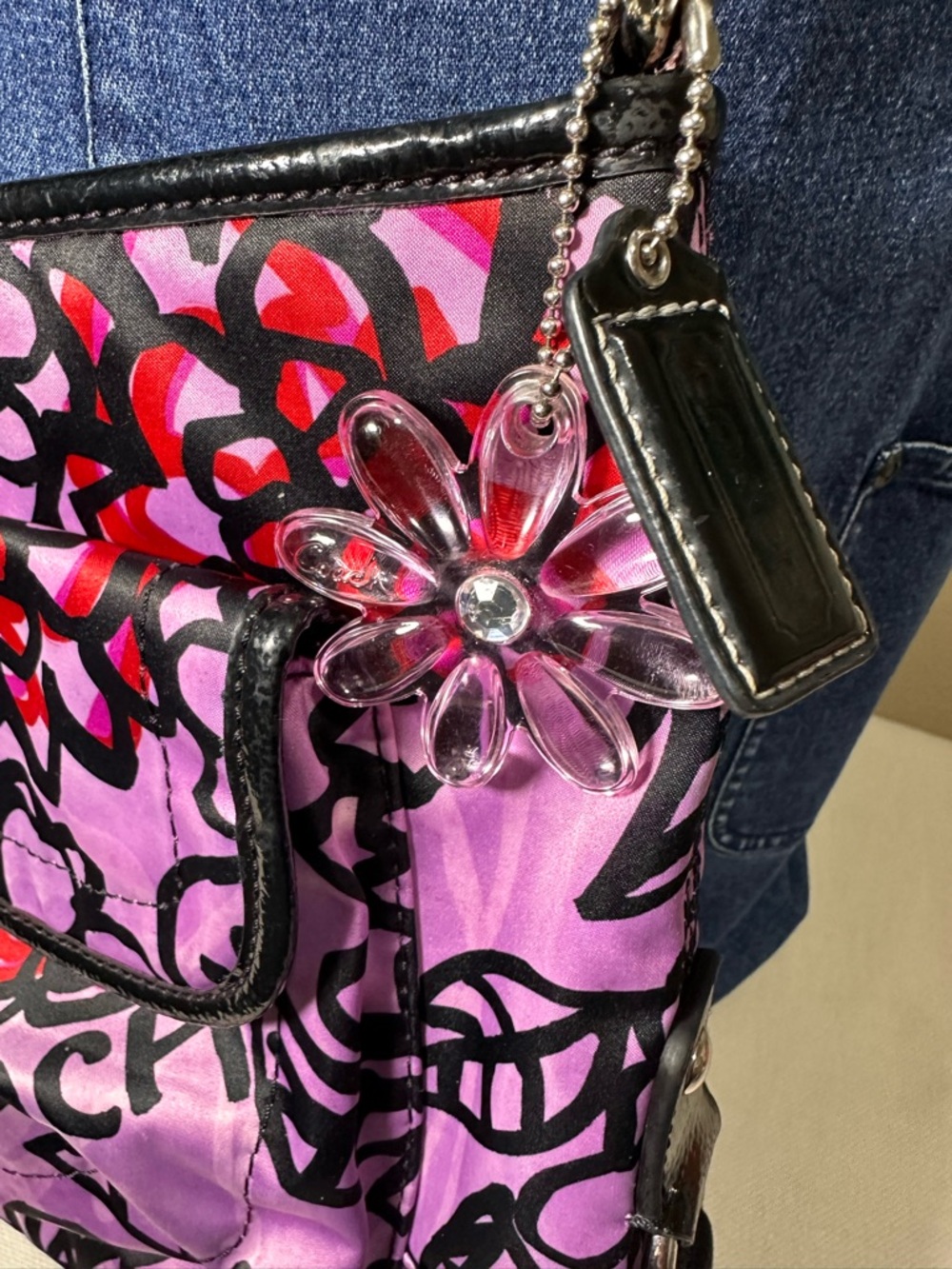 Coach Poppy KYRA Daisy Graffiti Crossbody Bag EUC - Picture 2 of 14